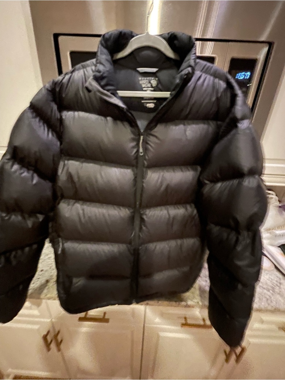 MOUNTAIN HARDWEAR Q-SHIELD 650 DOWN JACKET NWOT MENS XL BLACK THICK AWSOME - Picture 2 of 13